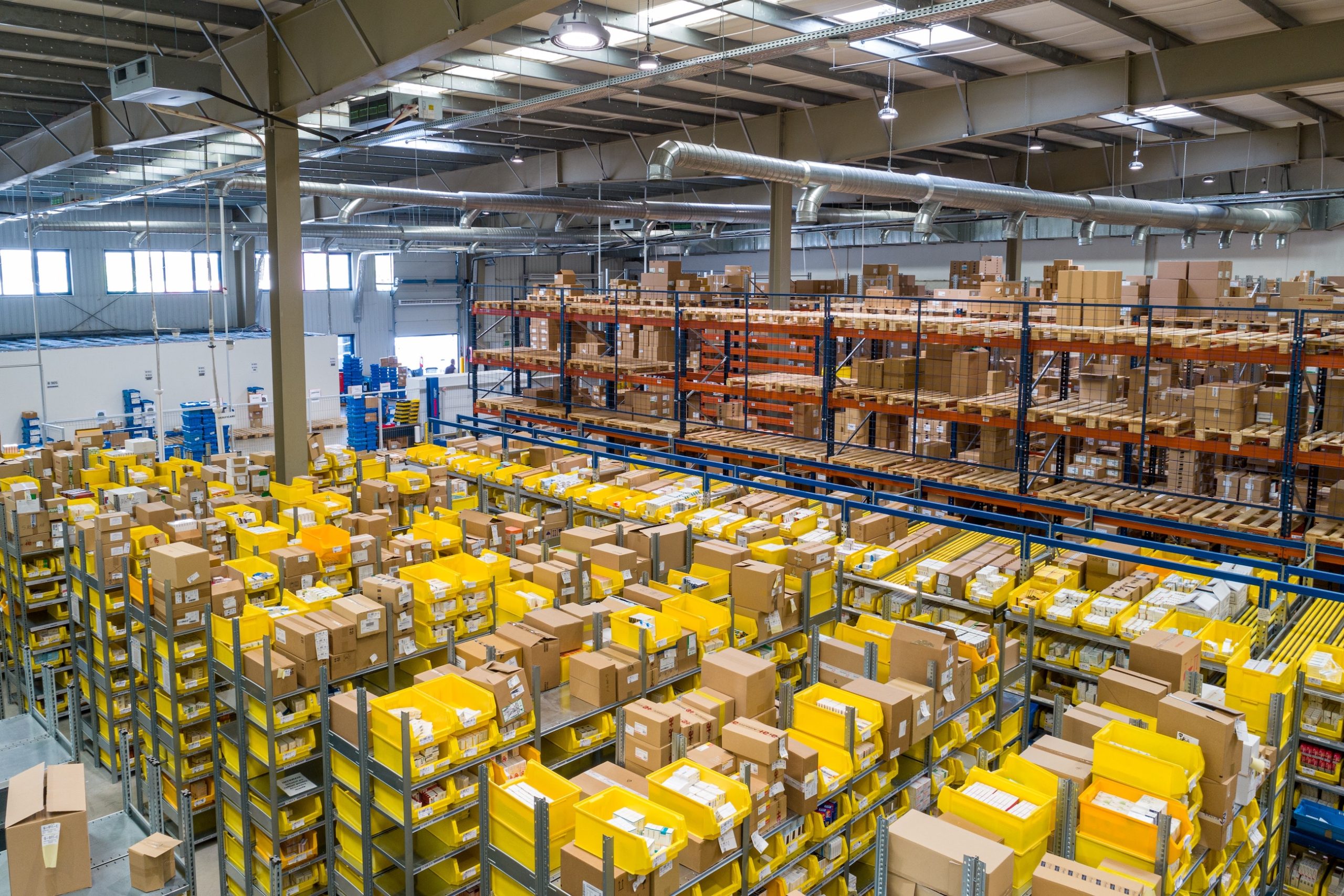 Warehouse Solutions: Optimized warehouse logistics save time and reduce the costs